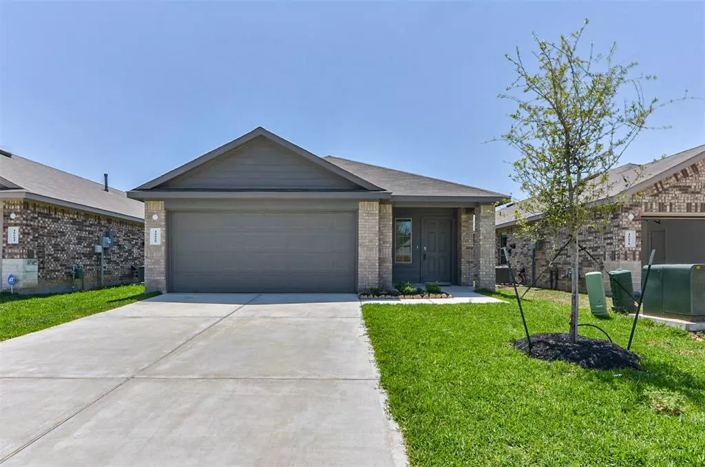 Conroe, TX 77302,16660 Lonely Pines Drive