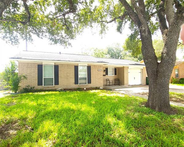 4601 Evergreen ST, Victoria, TX 77904