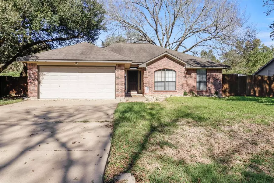 14 Nelson CT, Jones Creek, TX 77541