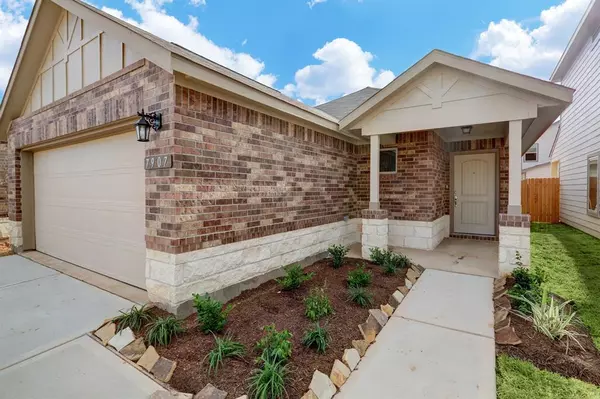 Cypress, TX 77433,7907 Cypress Country DR