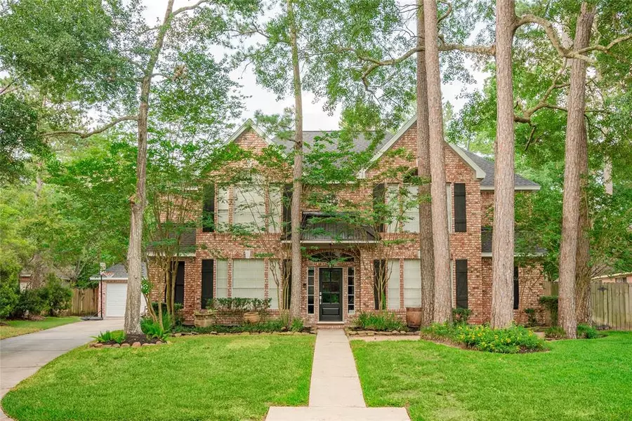 26 Brookline CT, The Woodlands, TX 77381