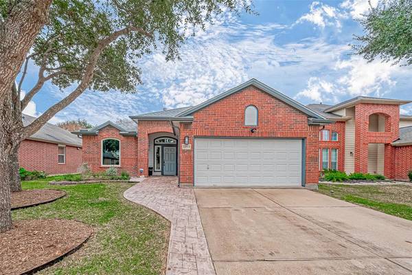 12919 Meadow Springs DR,  Pearland,  TX 77584