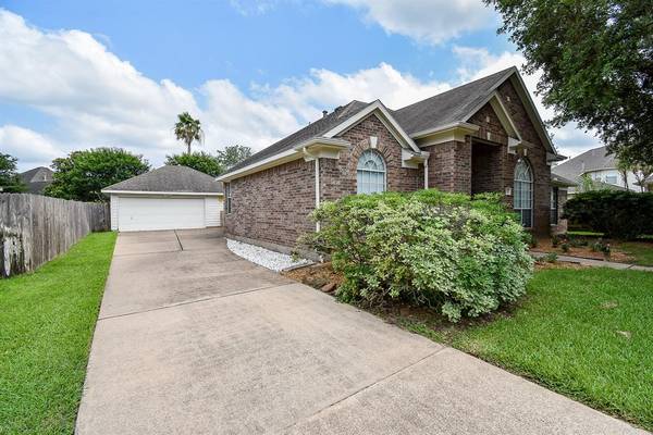 Pearland, TX 77584,2431 Hanston CT