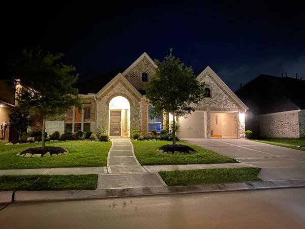 10322 Granite CT, Rosharon, TX 77583