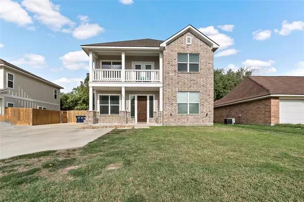 1107 Hardwood LN, College Station, TX 77840