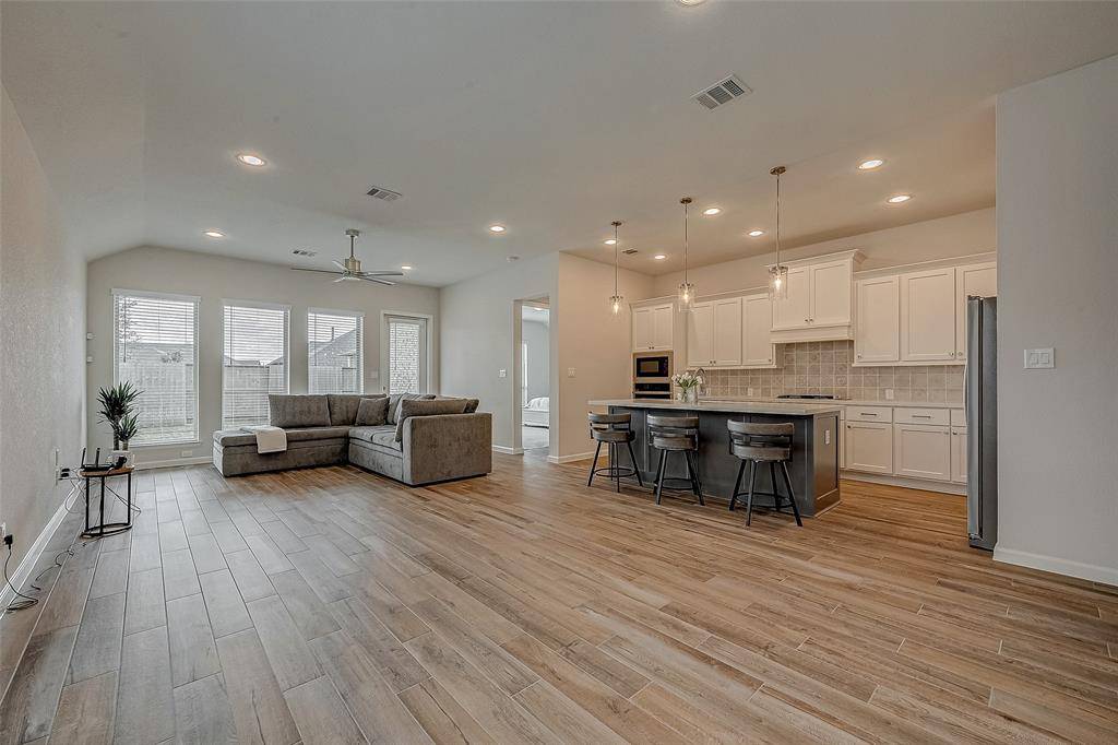Iowa Colony, TX 77583,4618 Cooper LN
