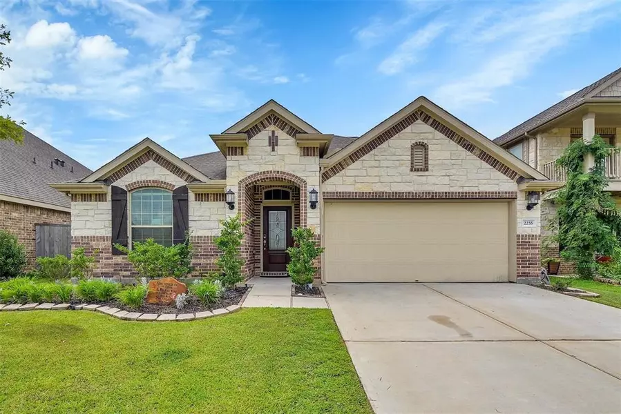 2255 Golden Laurel DR, Conroe, TX 77304