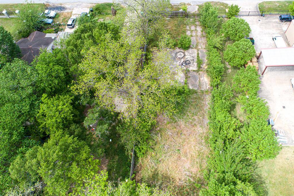 Houston, TX 77080,8465 Rayson RD