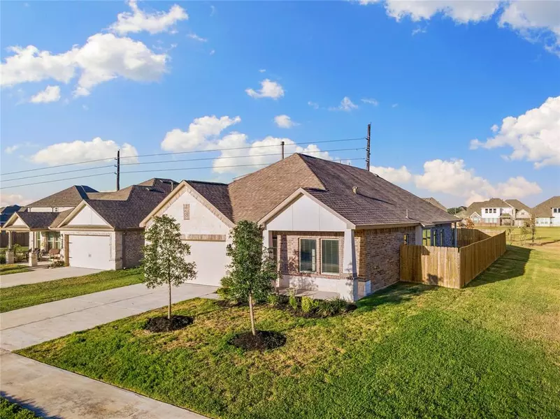 2442 Wembley WAY, Rosenberg, TX 77471