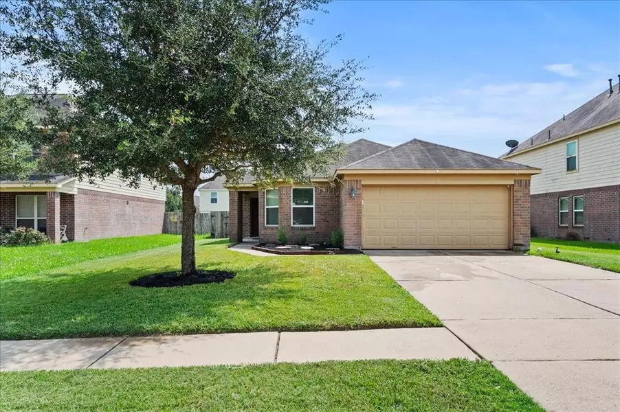 2107 Bishop Hollow LN, Rosenberg, TX 77471