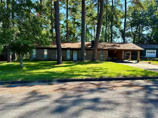 704 Tucker, Woodville, TX 75979