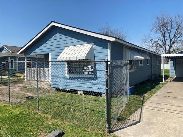 7925 Safebuy ST, Houston, TX 77028