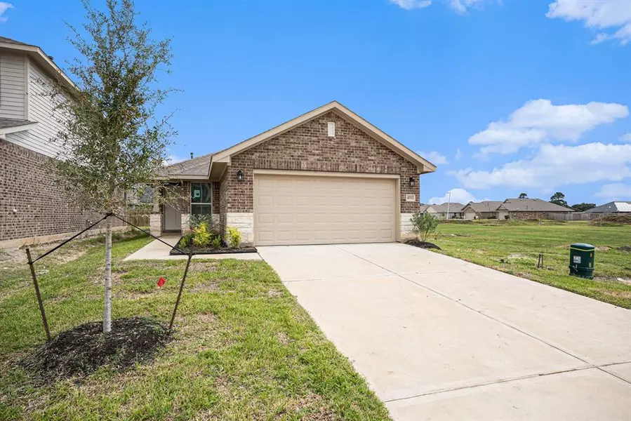 4333 West Bayou Maison CIR, Dickinson, TX 77539