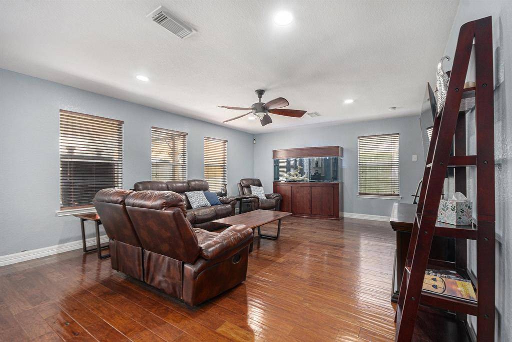 Texas City, TX 77591,309 S Golden Oak DR