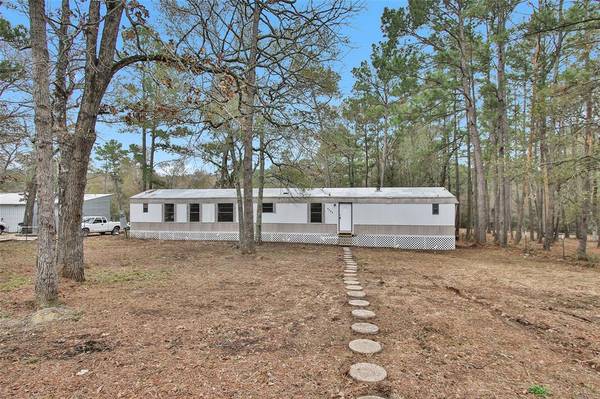 4794 Tall Pine RD, Navasota, TX 77868