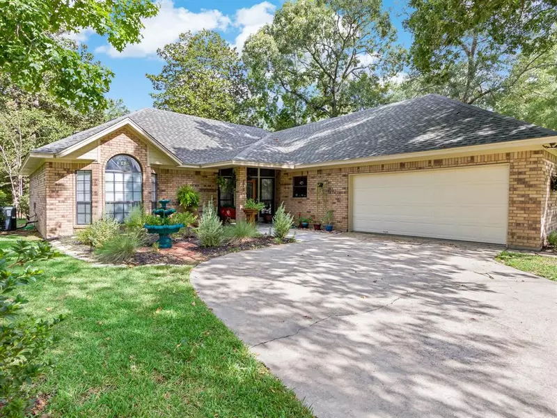 115 Water Oak, Village Mills, TX 77663