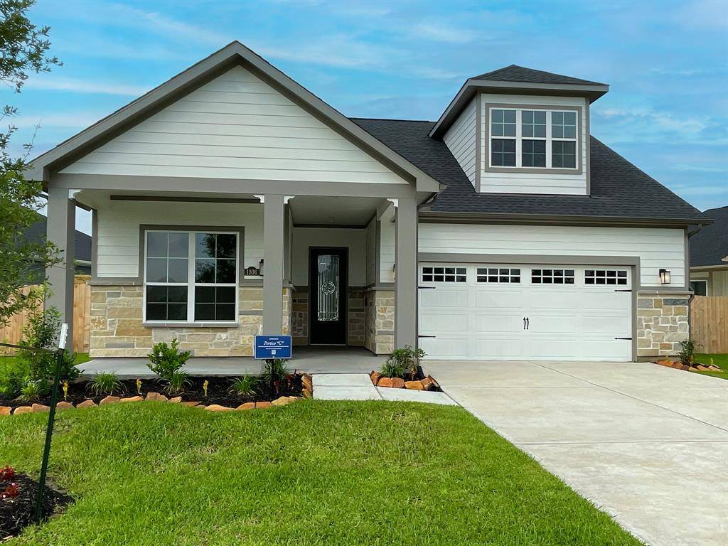 1306 Hidden Oaks Drive, Tomball, TX 77375