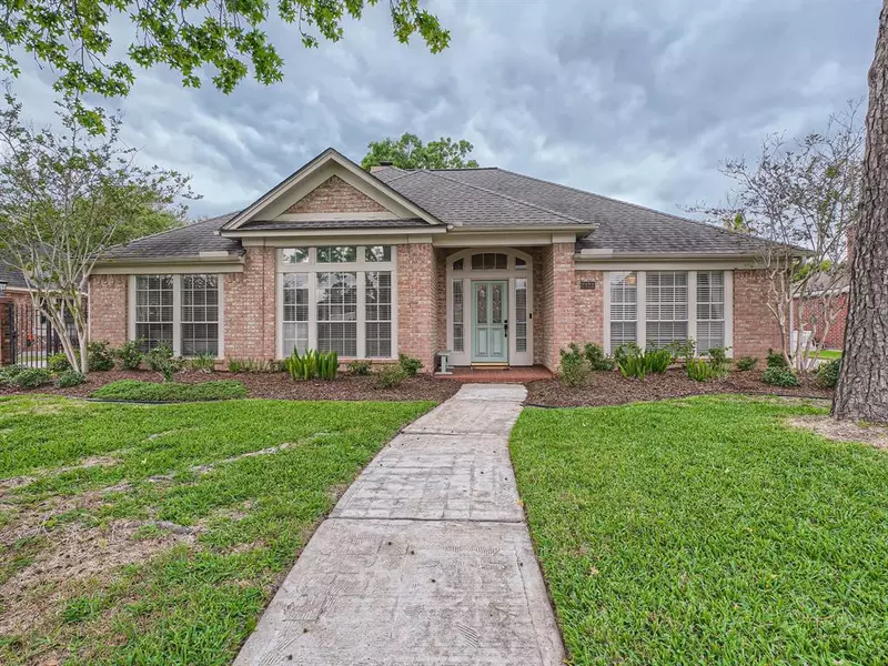 2122 Kilkenny DR, Pearland, TX 77581