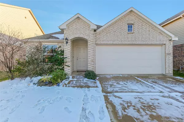 3327 Meadknoll LN, Richmond, TX 77406