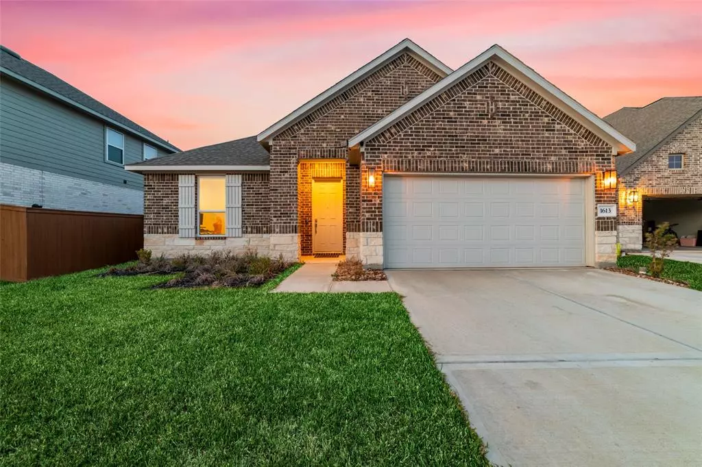 Katy, TX 77493,1613 Sunbend LN