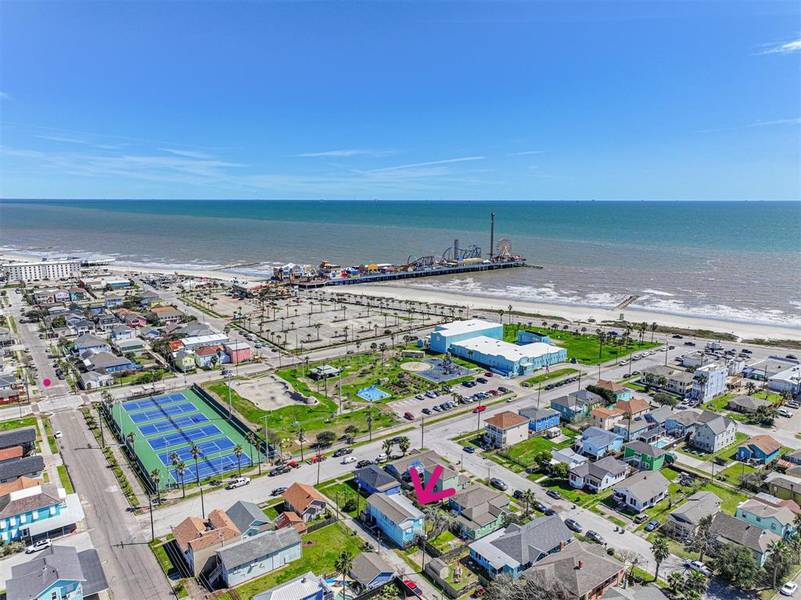 2115 28th ST #Rear, Galveston, TX 77550