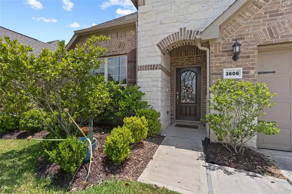 Pearland, TX 77581,3606 Emerald Falls LN