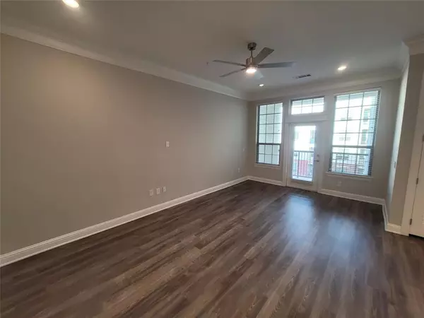 2111 Austin ST #424, Houston, TX 77002