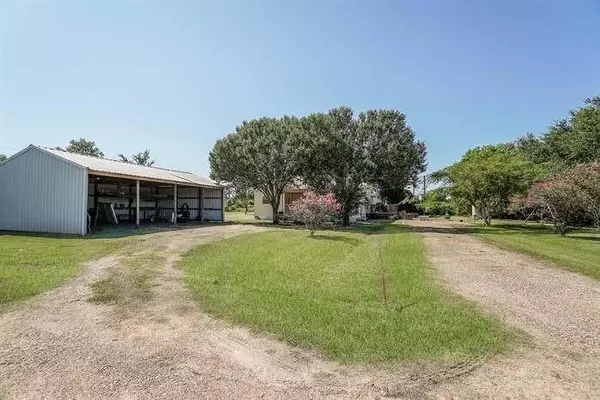 East Bernard, TX 77435,4121 N Sh 60 HWY