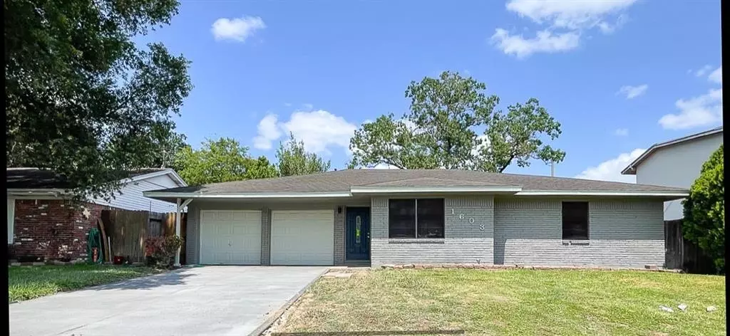 1603 Burke RD, Pasadena, TX 77502