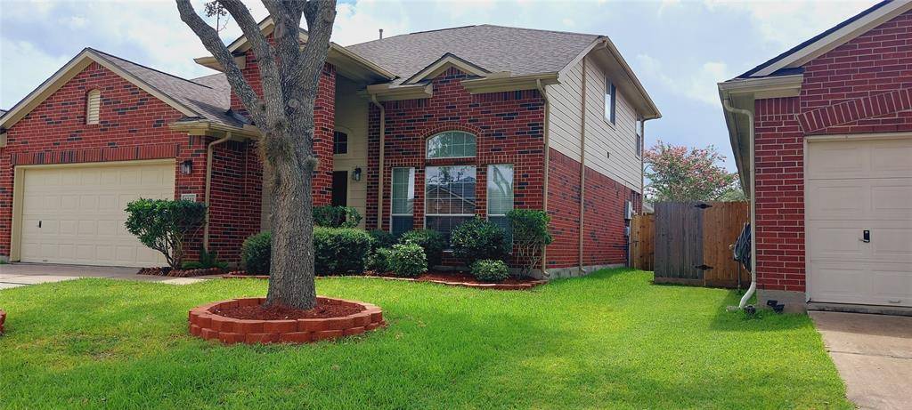 2711 Shallow Falls CT, Pearland, TX 77584