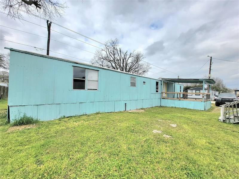 310 Paddock RD #2, Willis, TX 77378