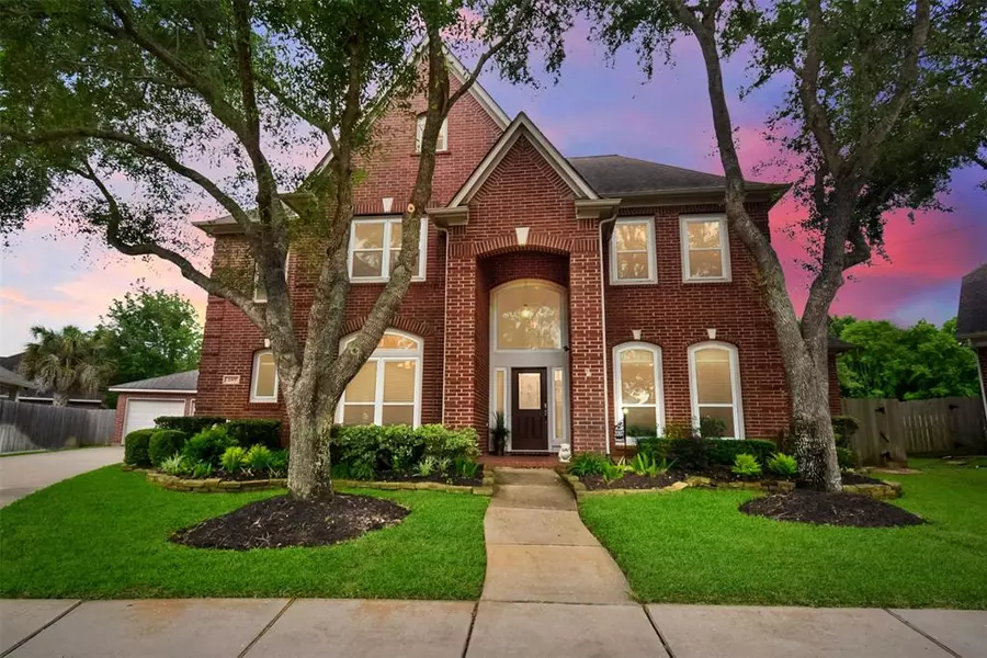 2007 Thorncrest CT, Sugar Land, TX 77479