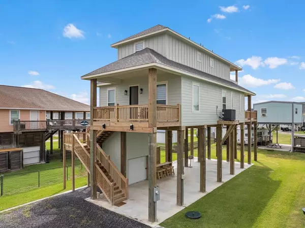 Crystal Beach, TX 77650,1998 Royalville CT