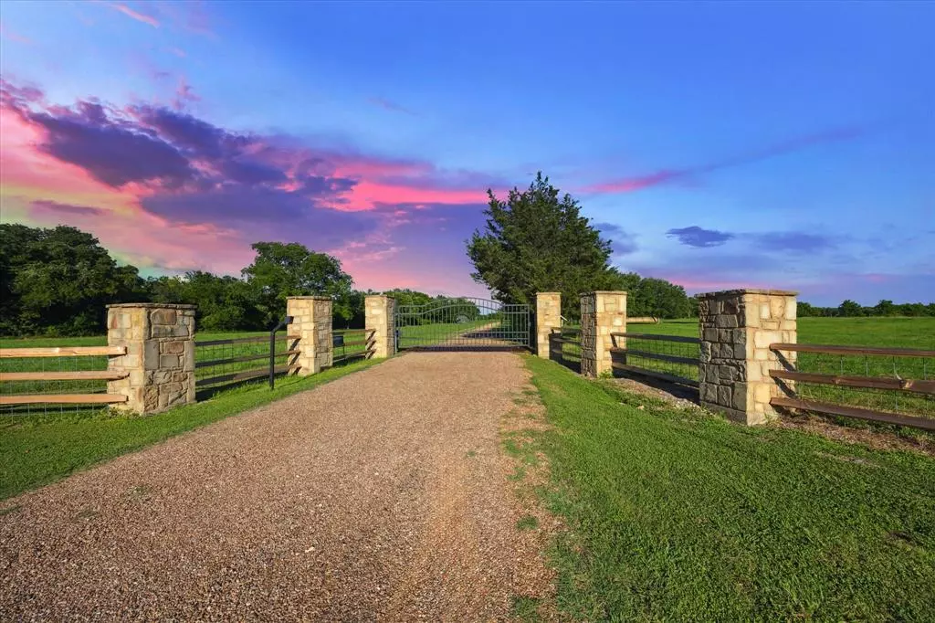 Round Top, TX 78954,6347 Wynne LN