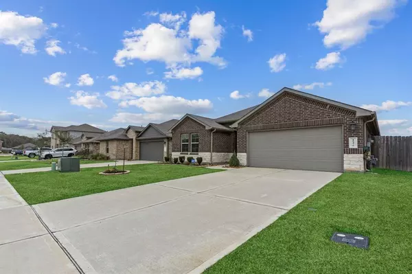 New Caney, TX 77357,15376 Central Crescent DR