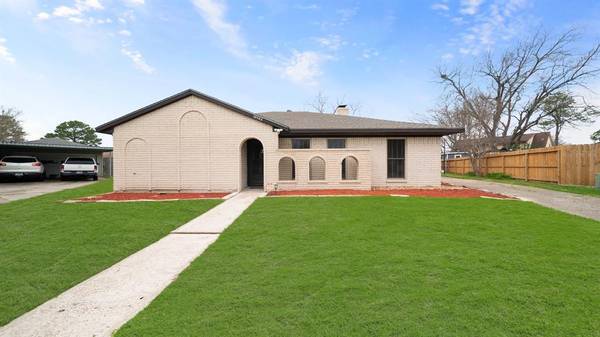 10503 Sagepine LN, Houston, TX 77089