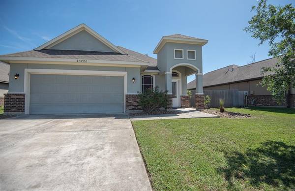 13226 Victory WAY, Mont Belvieu, TX 77535