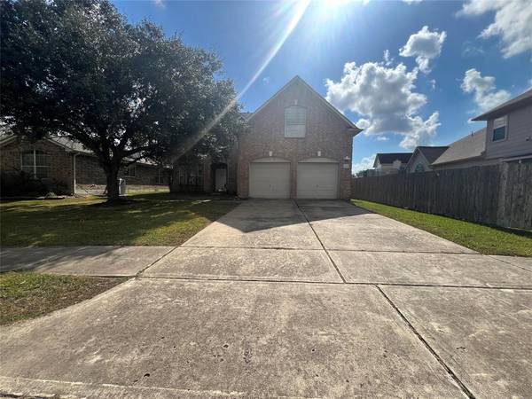 8210 Solara BND, Houston, TX 77083