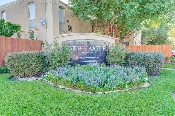 Houston, TX 77027,4643 Wild Indigo ST #407