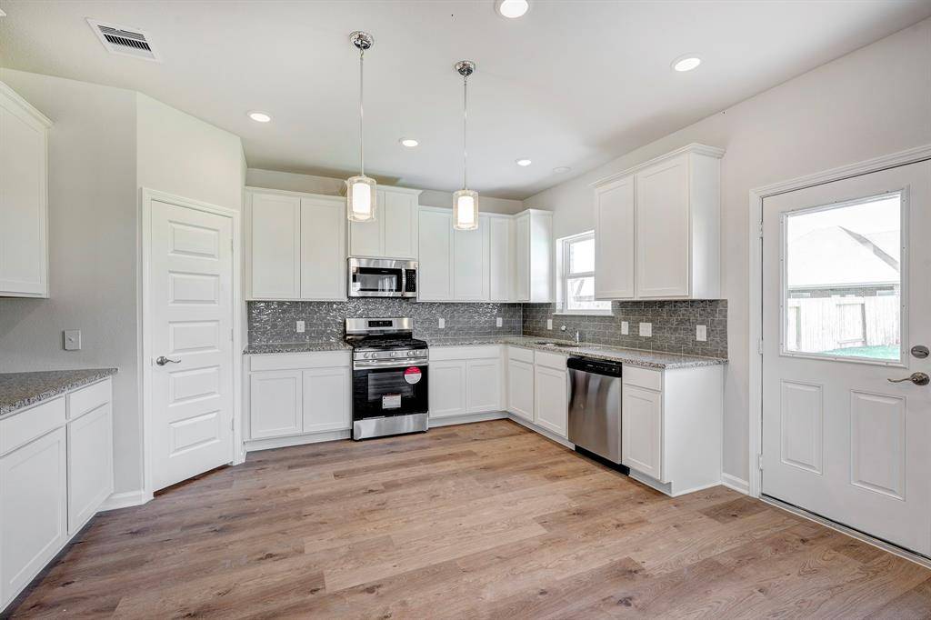 Iowa Colony, TX 77583,1843 Temple Grove DR