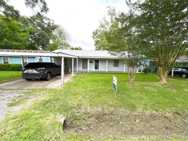 395 Clemmons ST, Beaumont, TX 77707