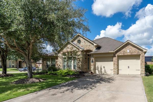 2614 Bass LN, Rosenberg, TX 77471