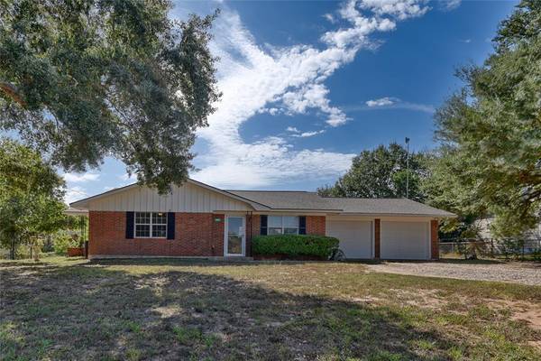 8740 Fm-2447, Chappell Hill, TX 77426