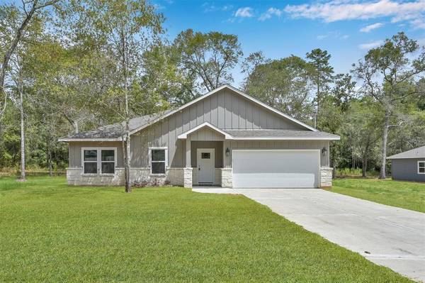 11089 Greenway DR, Plantersville, TX 77363