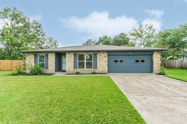 6228 Creekside LN, League City, TX 77573