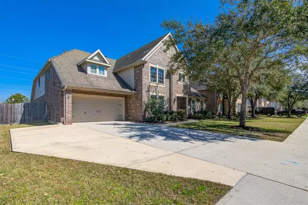 1724 Pampas Trail DR, Friendswood, TX 77546