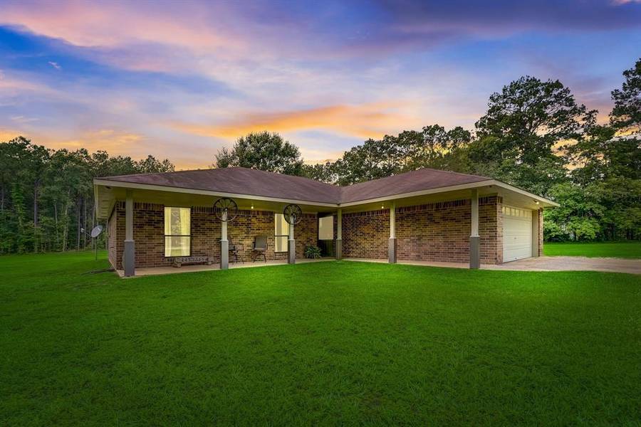 254 County Road 4022, Dayton, TX 77535