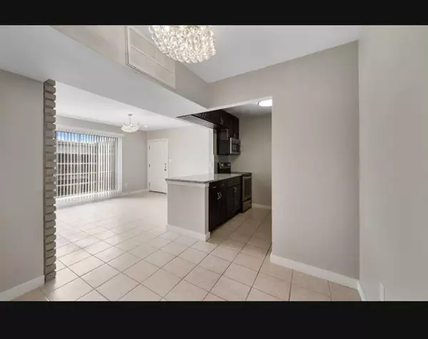 Houston, TX 77057,2101 Fountain View DR #42