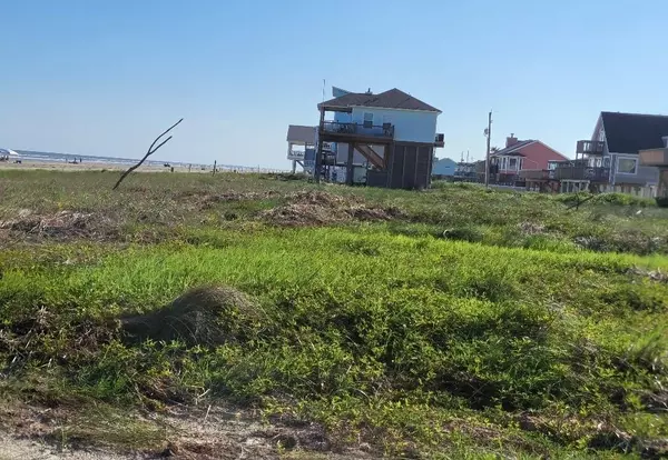 21316 Gulf DR,  Galveston,  TX 77554