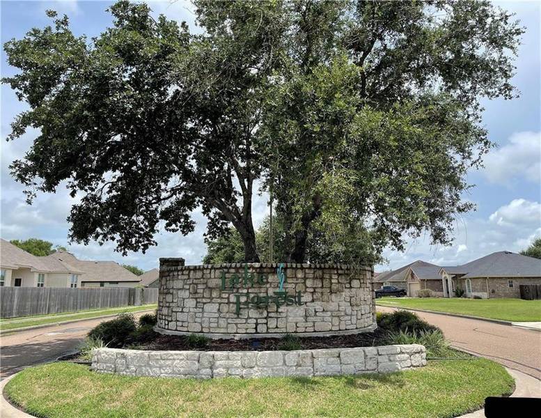 102 Auburn HL, Victoria, TX 77904